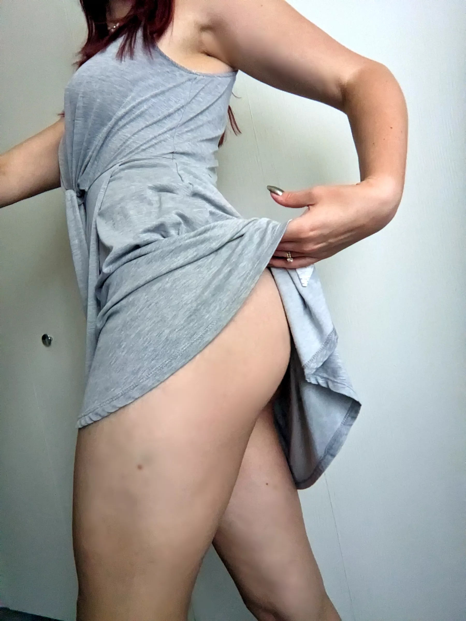 Happy [F]riday 🩶 posted by pleasegivemethed