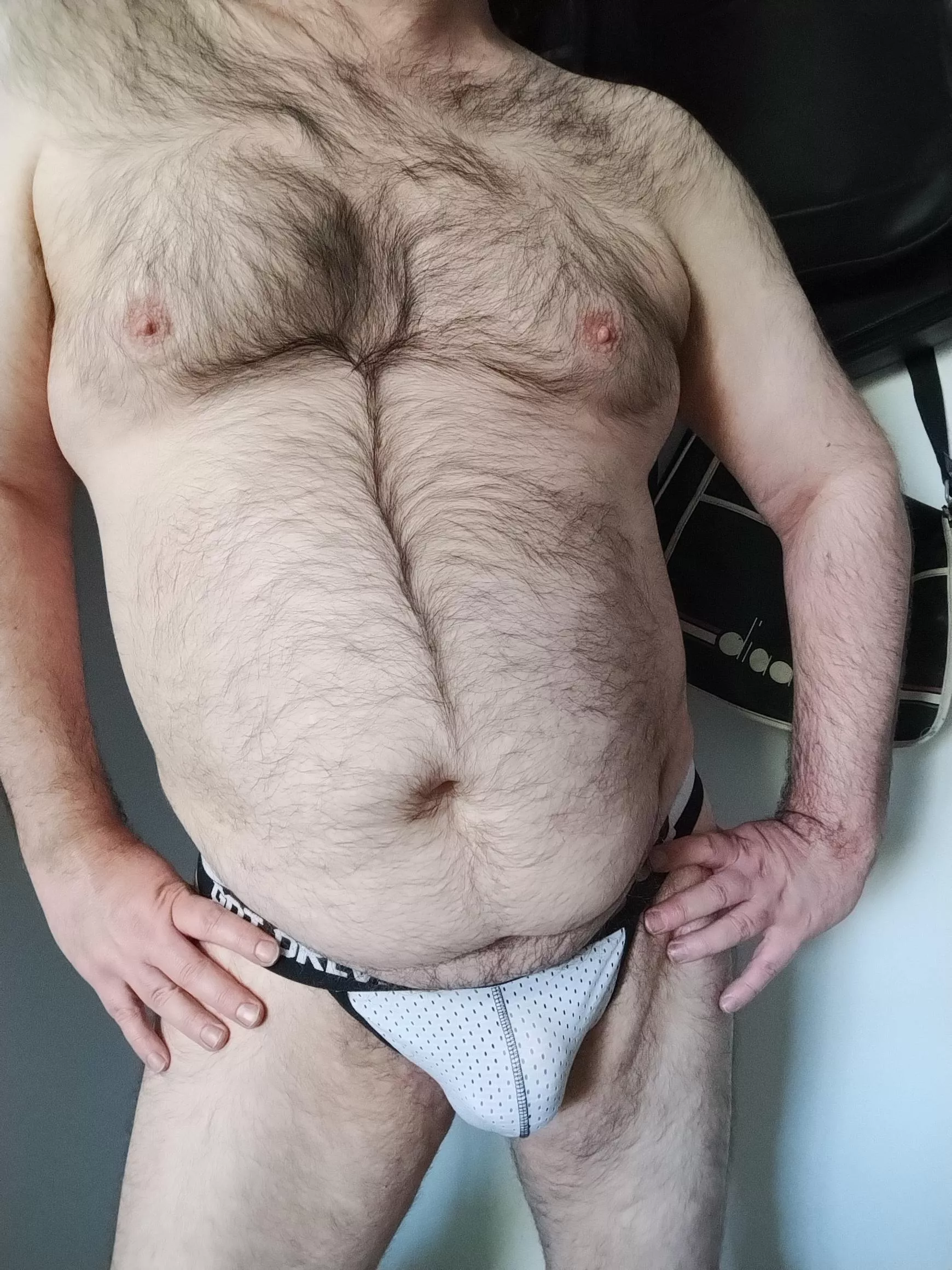 Hi guys posted by th1rstyb0y