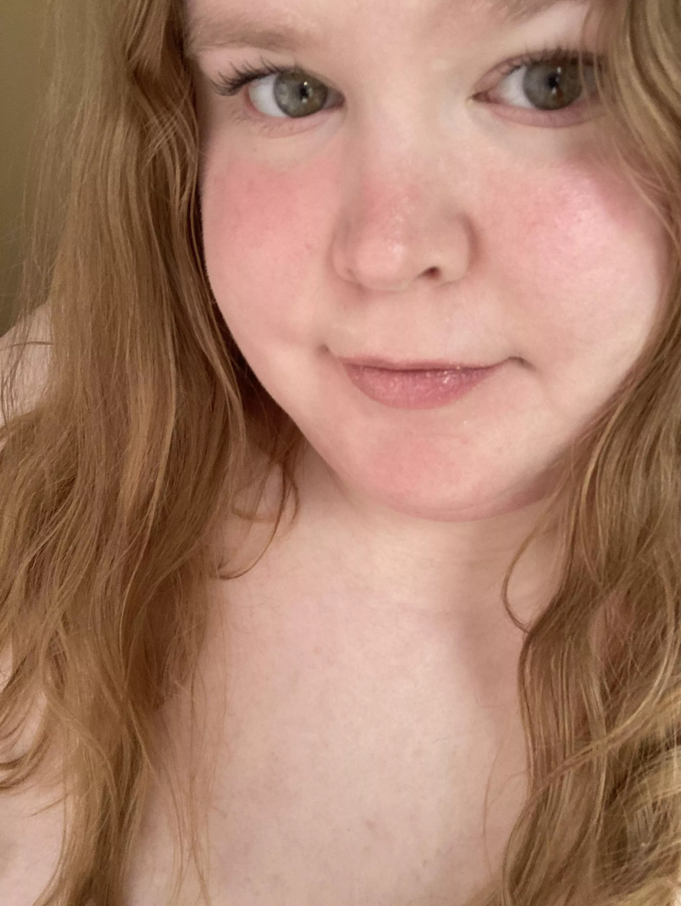 Hi 😊 posted by Lizzihart