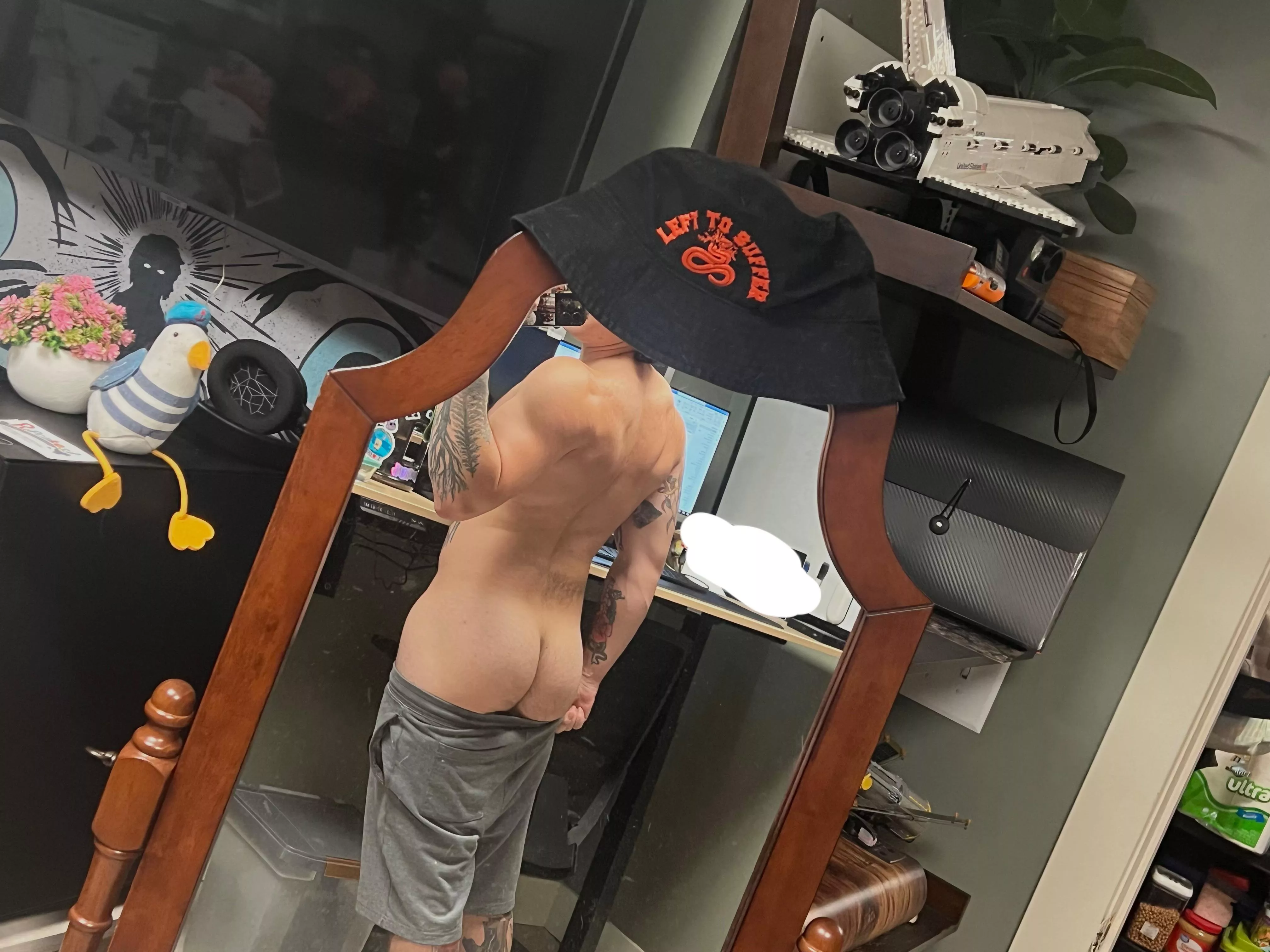 I bet you’d like to see this ass riding a dildo, huh? posted by AdHealthy4384