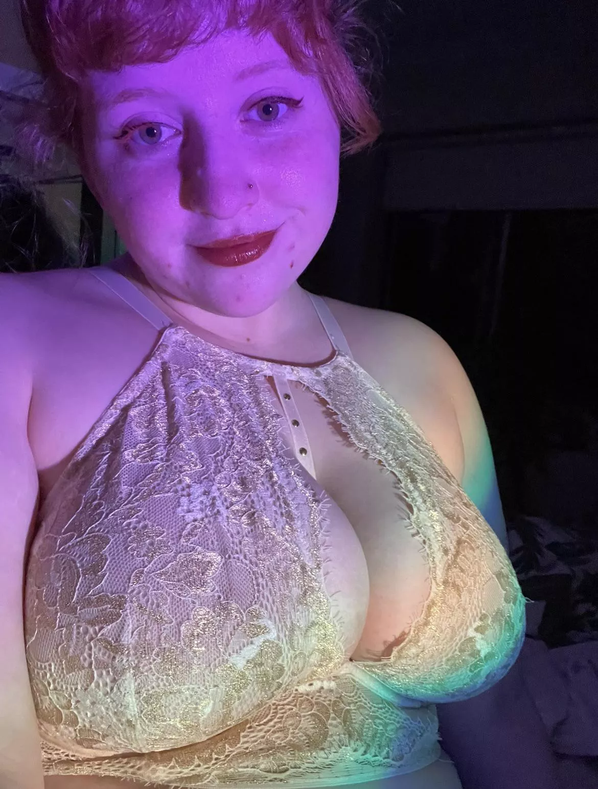 I felt so pretty tonight 😍 posted by Affectionate_Pick296