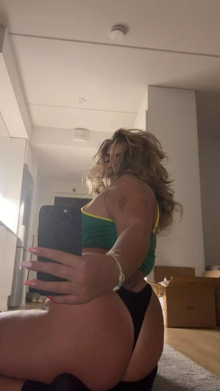 I heard you like natural thick girls posted by _Gavrilo_Princip_1