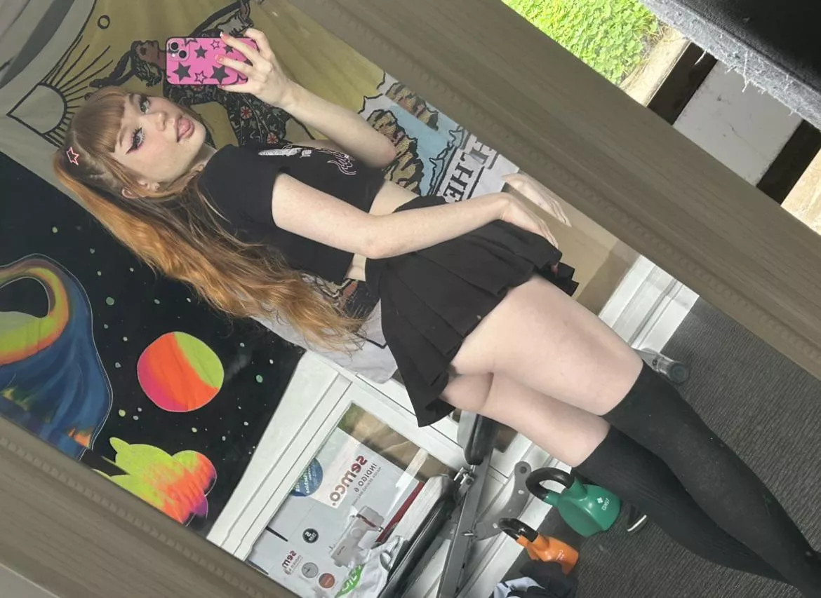 i love long socks posted by pocketpixxie