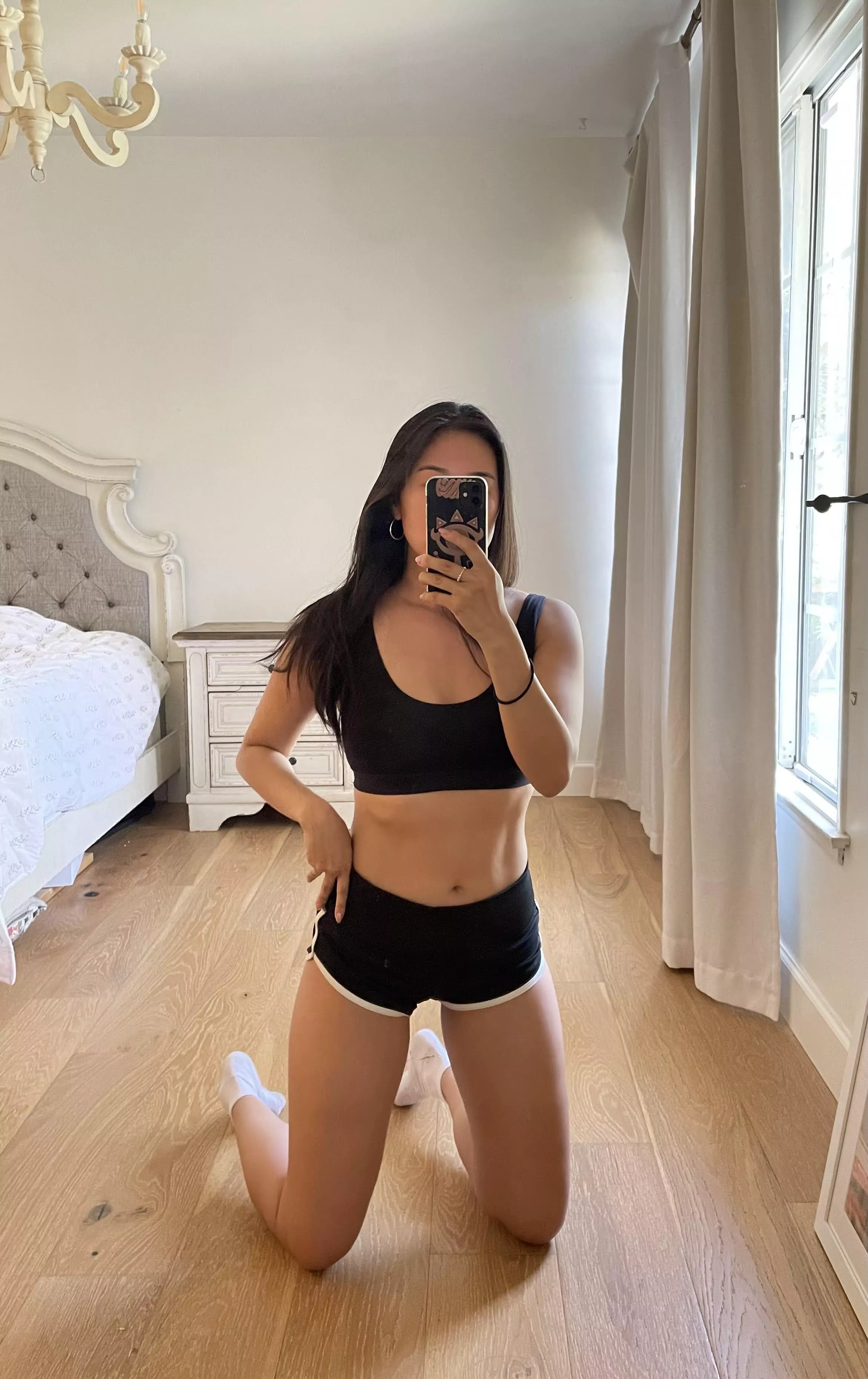 I put on some clothes. This lighting is very nice. Another haiku. posted by Lilac_Blooms