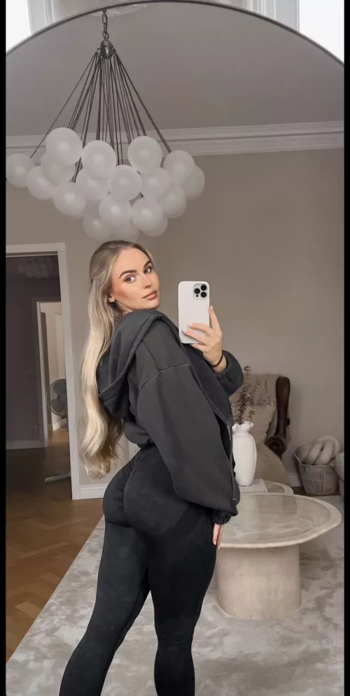 IG Story 🍑🔥 by PsychologicalH