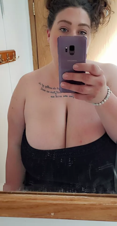 Im going to the fair later, and im actually so excited for a elephant ear 😍😍😍 by DevilishlyDelilah