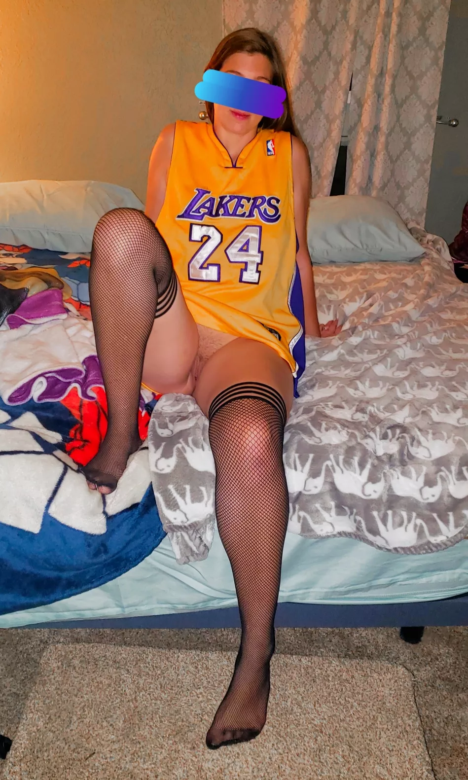 Laker Girl posted by voyeurcouple24
