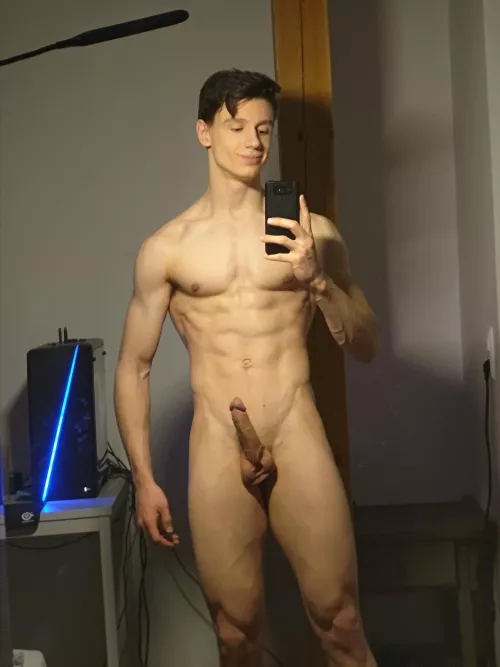 My cock is ready for takeoff 👨‍🚀🚀 by leandavexx