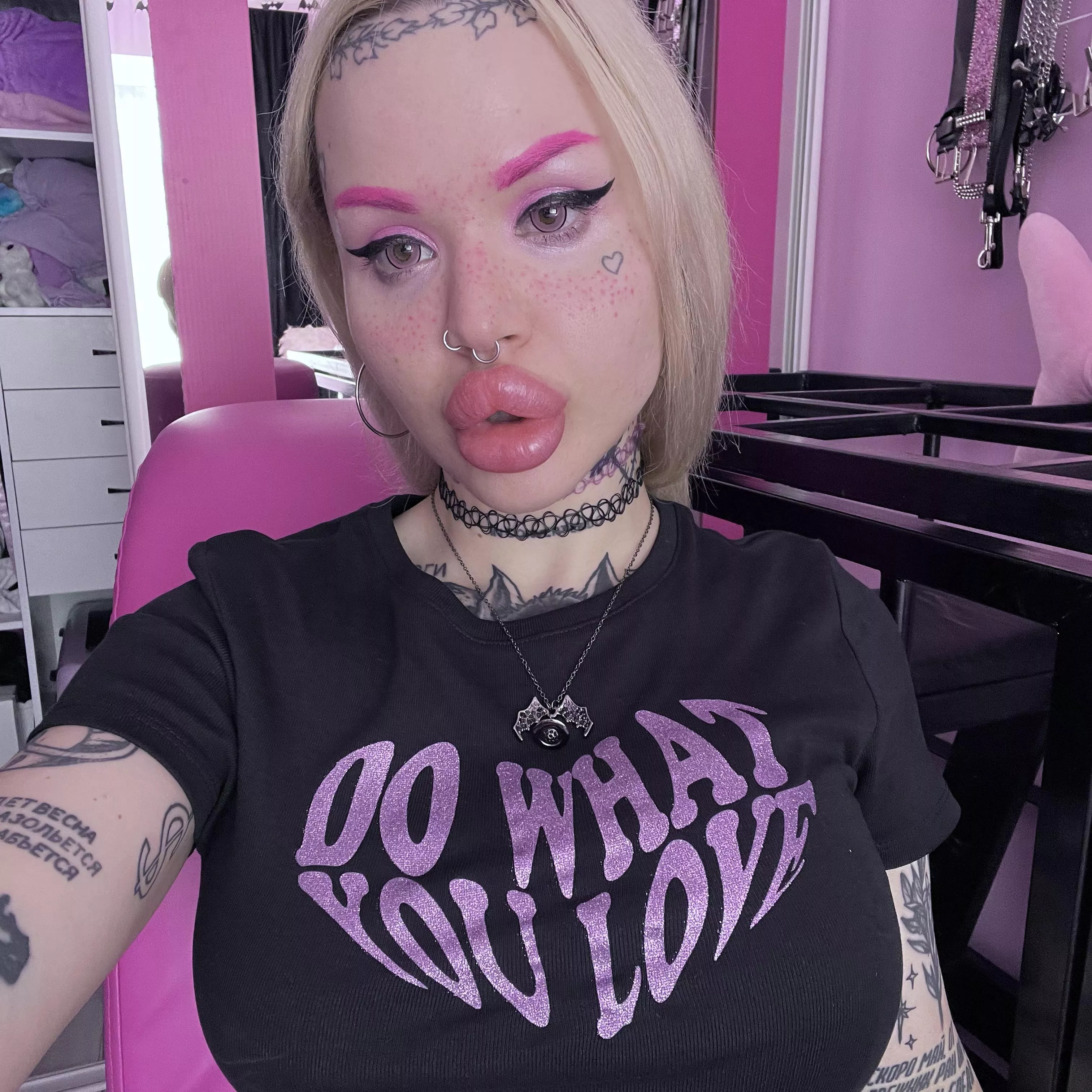 My giant DSL posted by nasty_bimbo