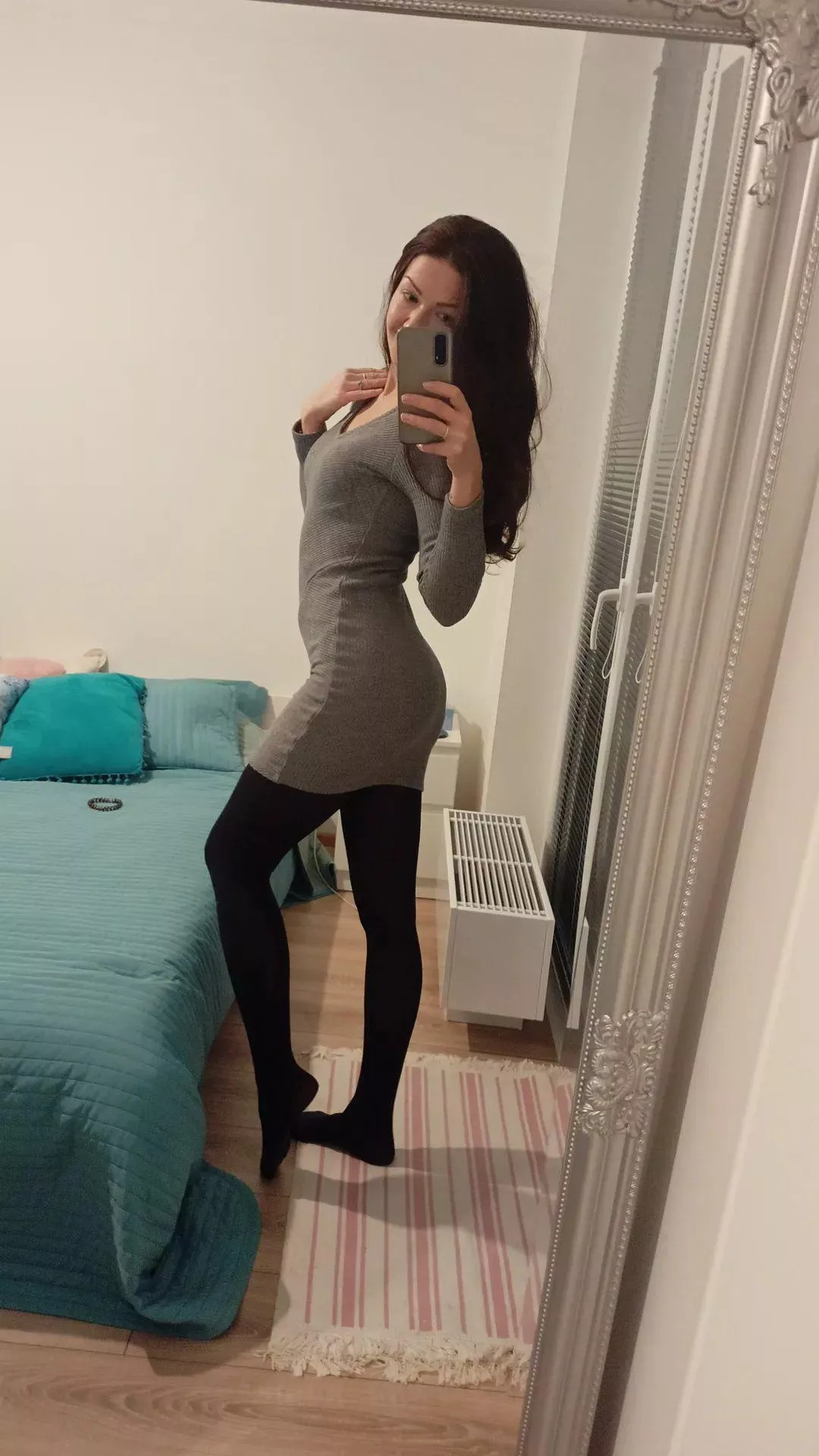 My winter outfit is simple posted by Glum_Suggestion_9256