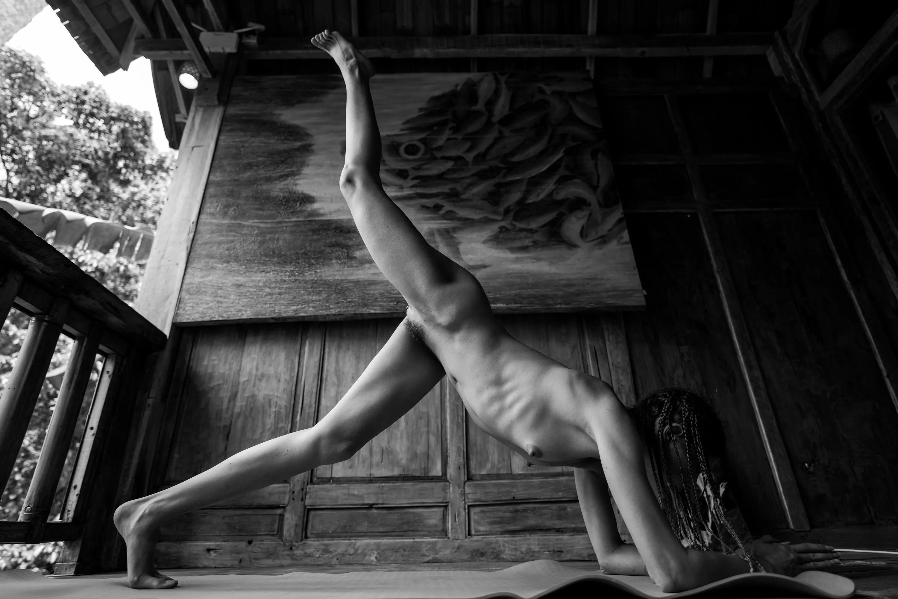 Oh, am I doing this pose right? posted by MyNaughtyVixen