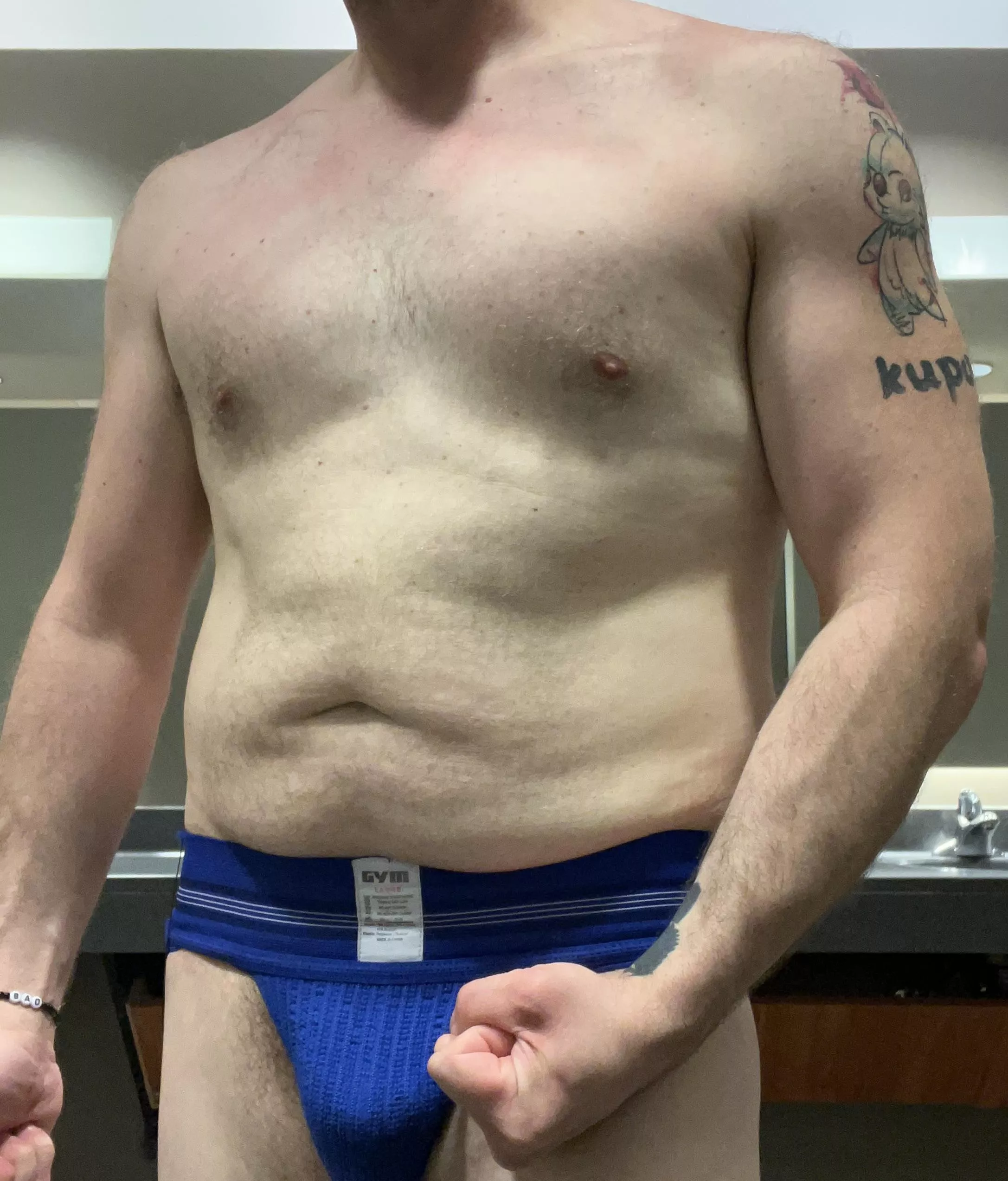 Post workout selfie….(39) posted by Alaska4009