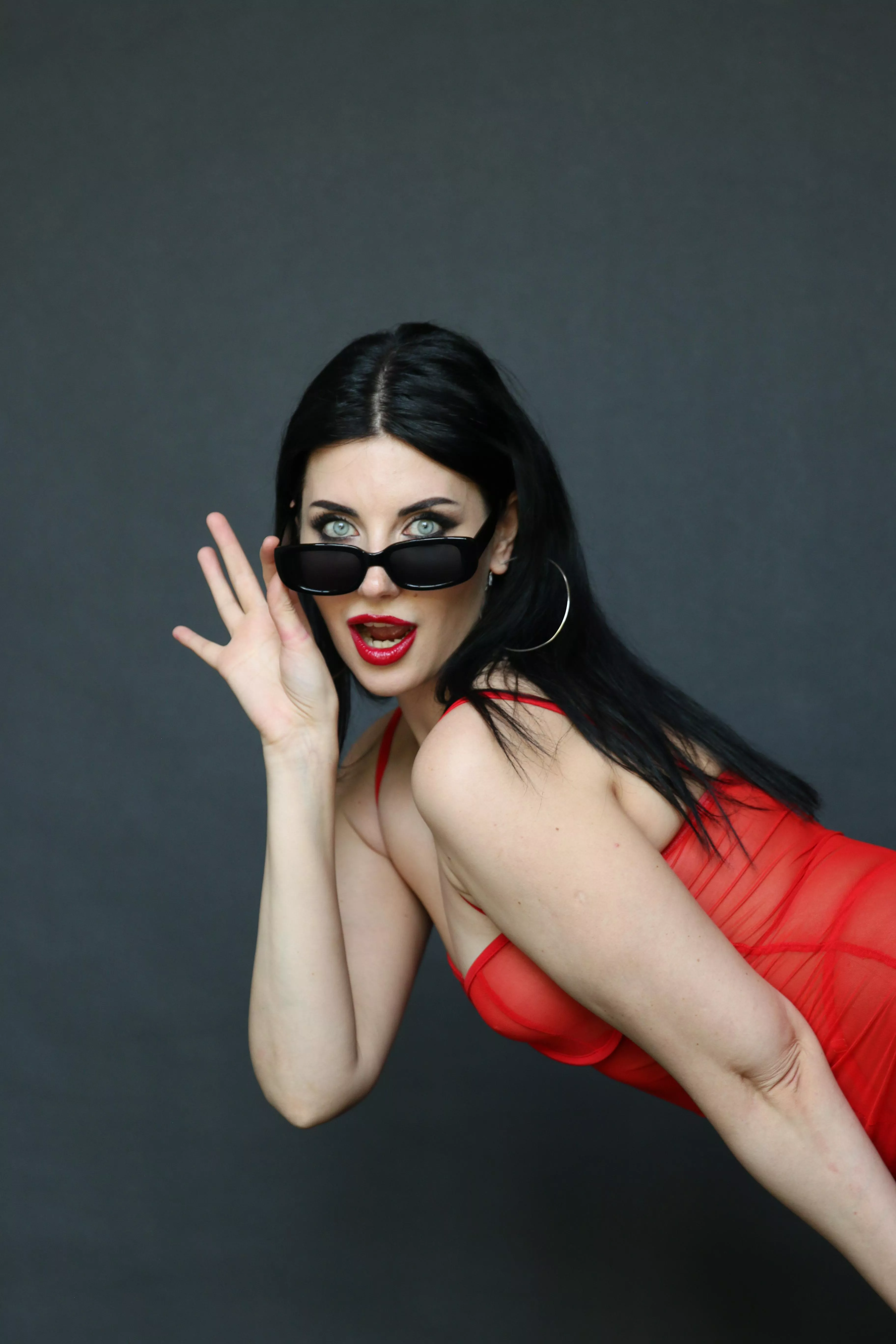 red lips, red net posted by Kooky-Anything-5631