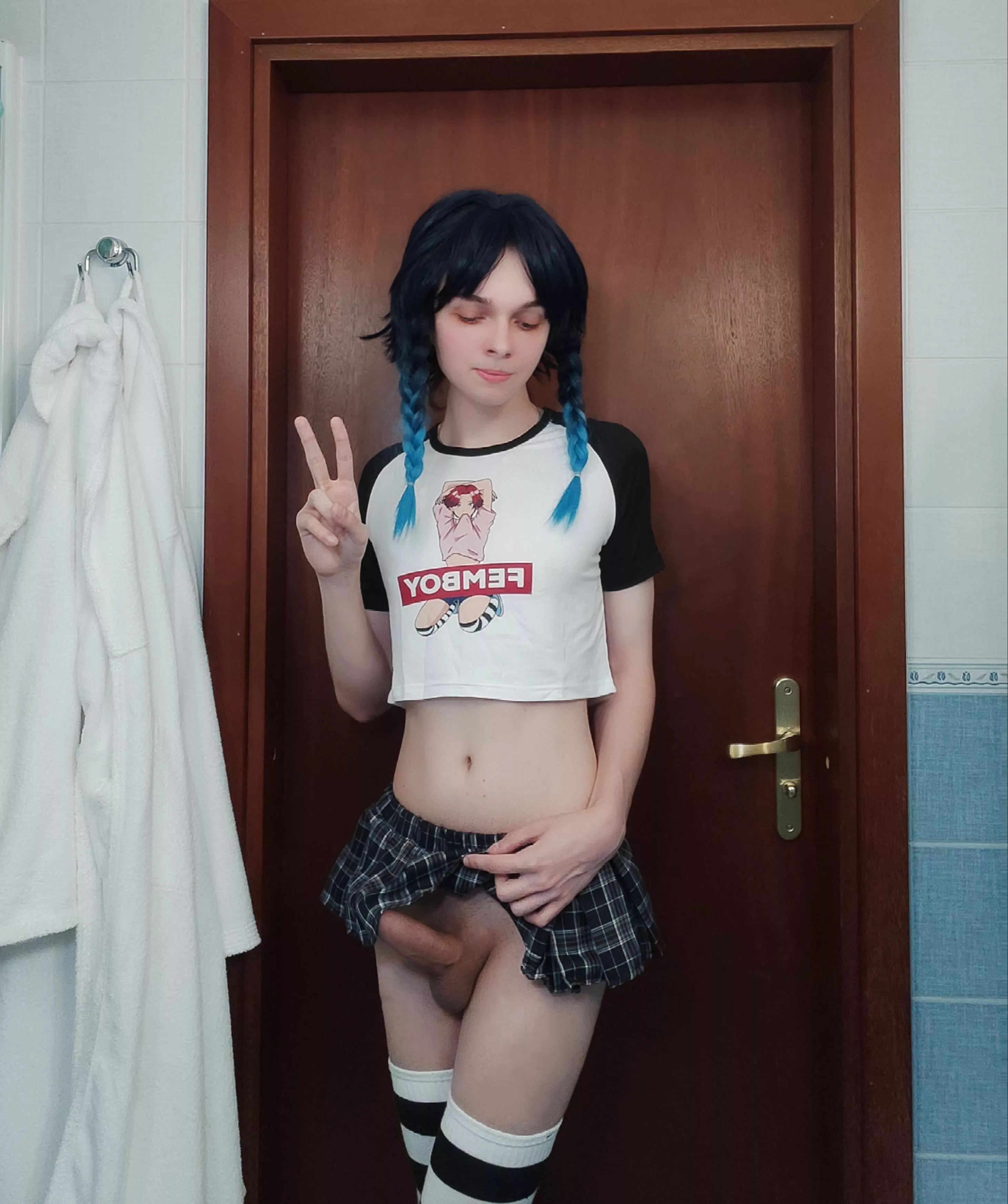 Say hi if you want to suck it 😘 posted by MaxHamster69