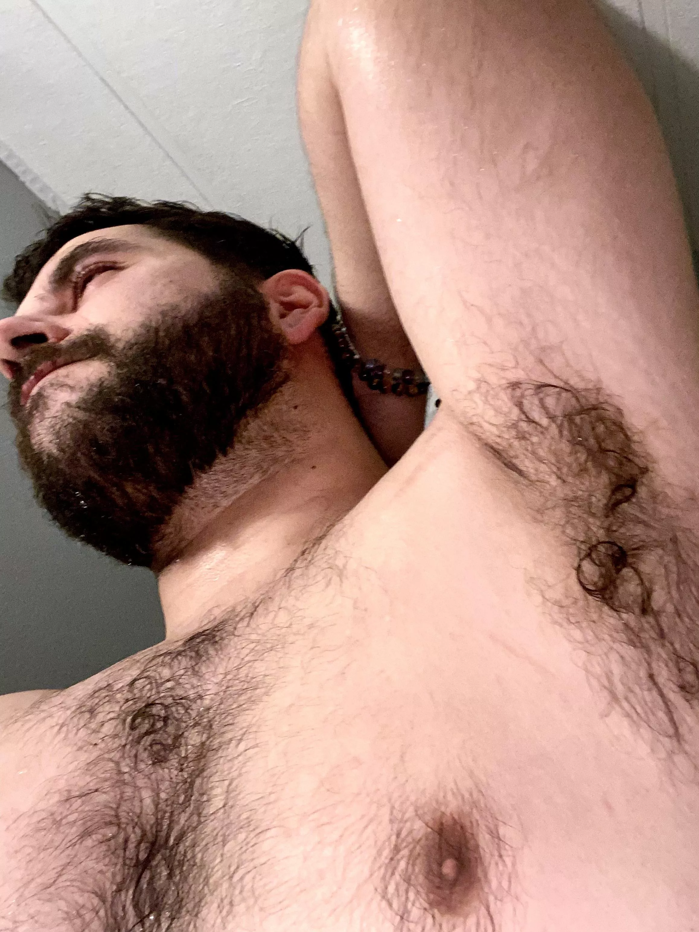 Some armpit after shower posted by StinkyAmumu