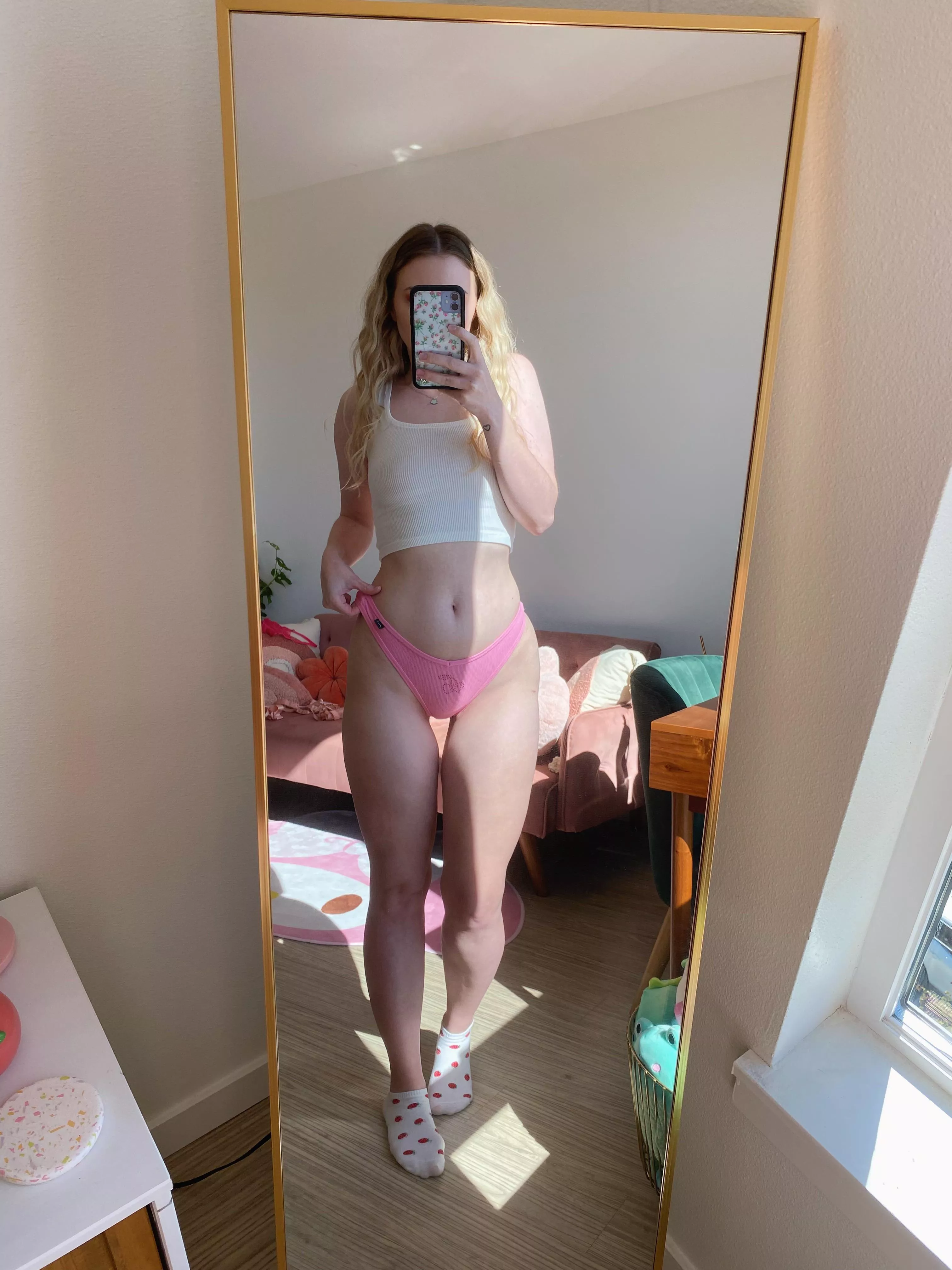 thankful it’s almost friday [f] posted by flatlacroix2