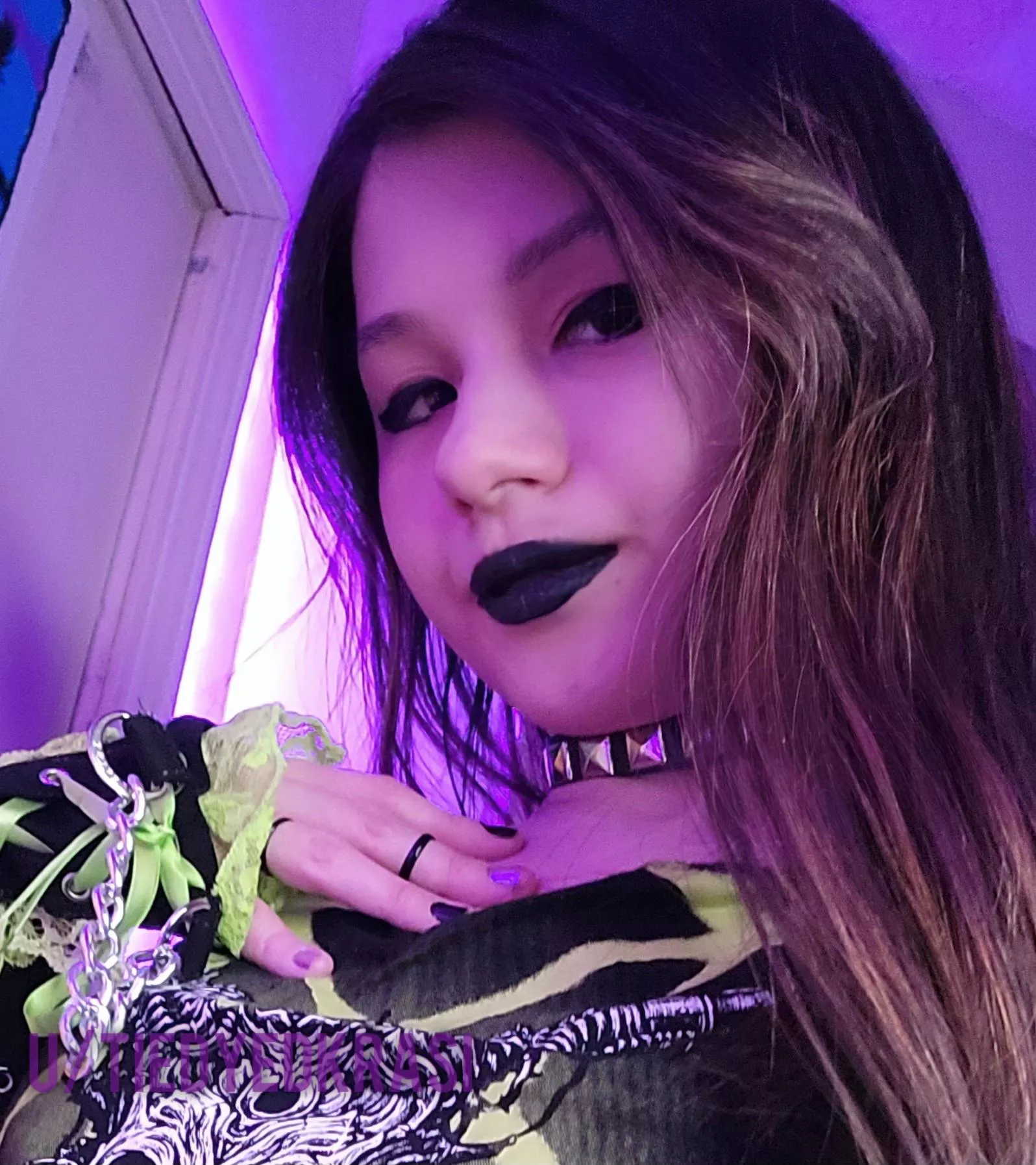 The face of a chick who acquired healthy self esteem posted by tiedyedkrasi