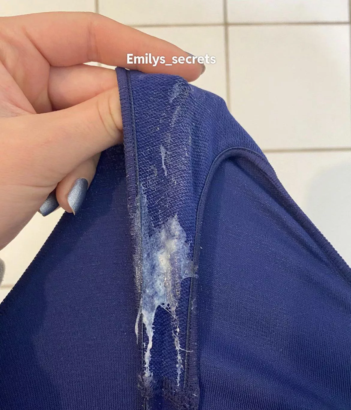 A combination of thinking about you & working out makes my pussy drip 🤭 [f] posted by Emilys_Secrets