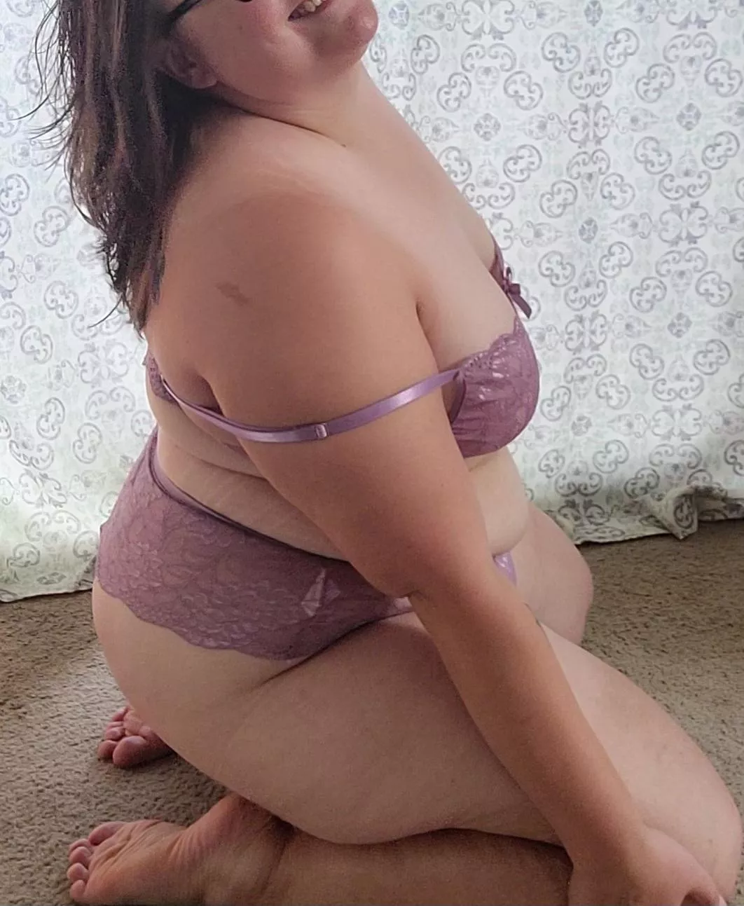 All the right curves in all the right places posted by Frecklefriend