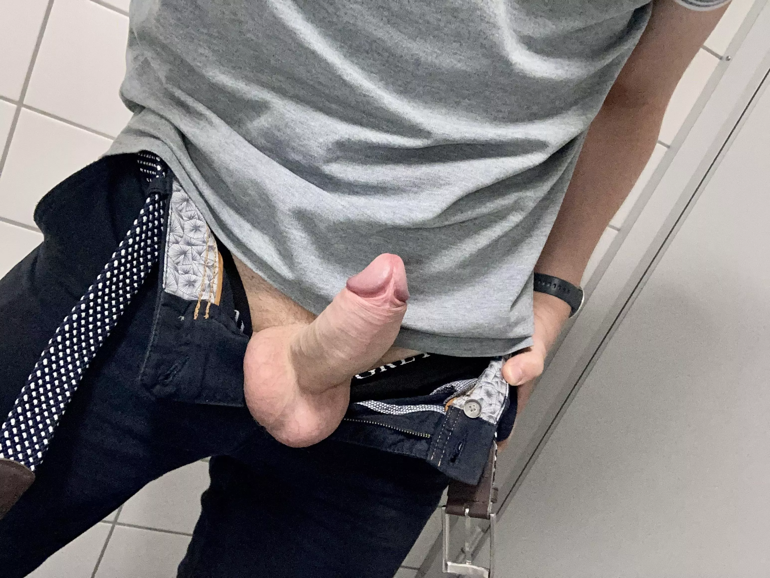 Bored at work 🙃 posted by cockant