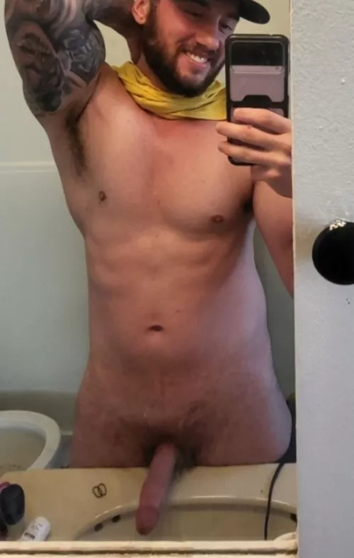 👀👀👀first full nude... by UnlikelyTrade-6997