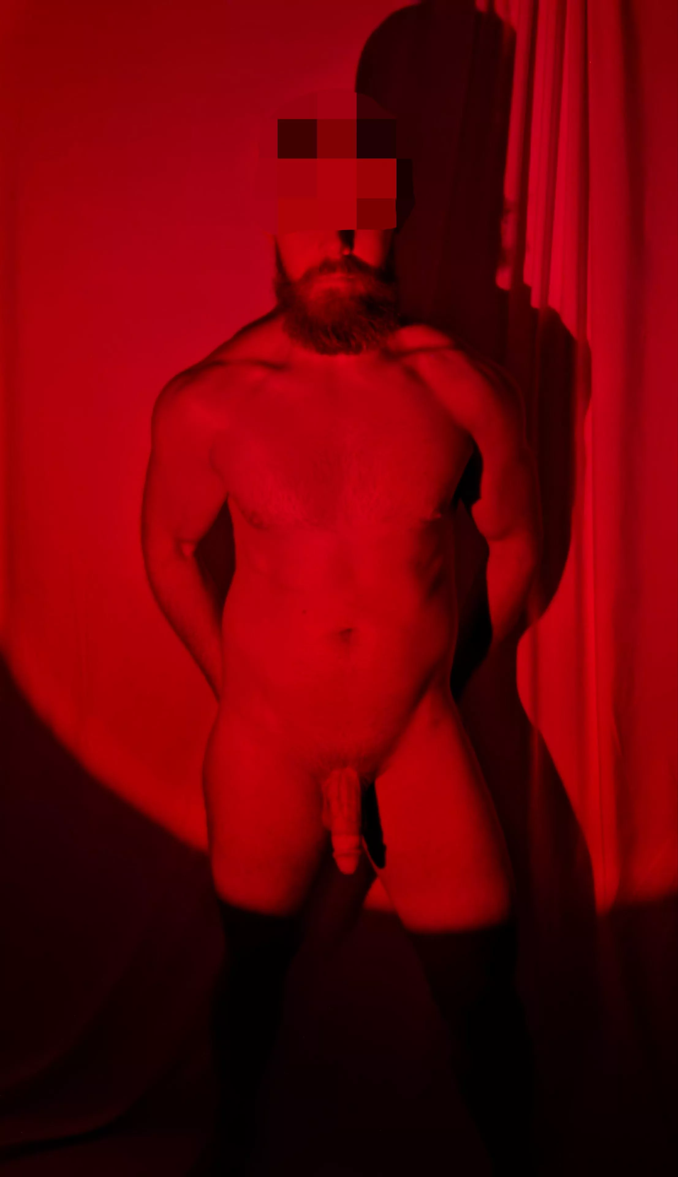 Get on your knees for Redbeard... posted by lensofgray