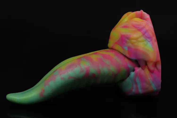 grabbed this s/m winston's tongue from inventory today!! he's SO pretty :3 by RABIESROTTING