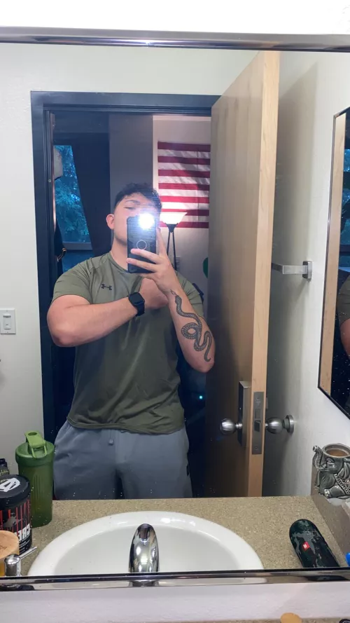 Grey sweatpants by Xxenomorphin