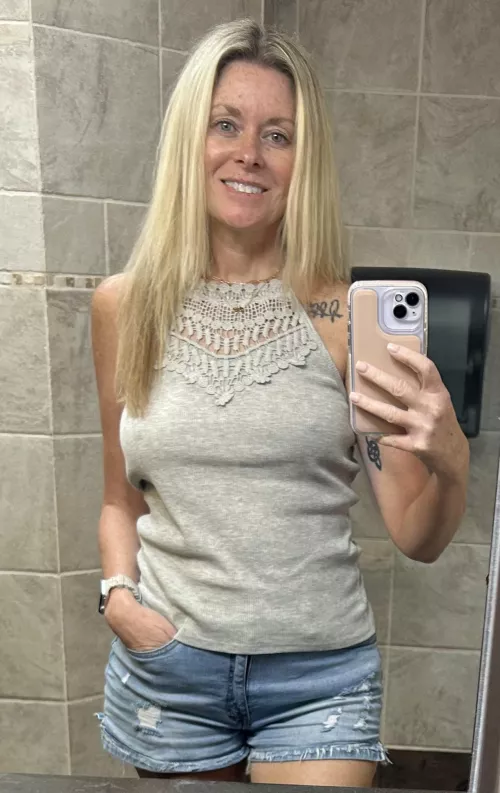 Happy Friday! Pushing 50 but feel like I’m 20! by Just-To-Explore28