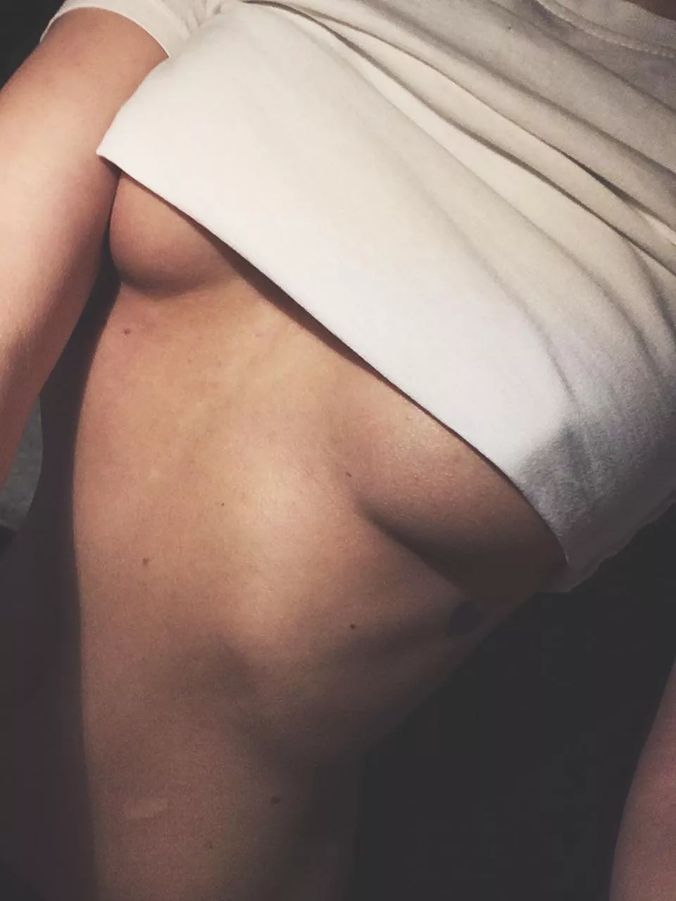 I think white tshirt is best to go braless in posted by qpassionfruit