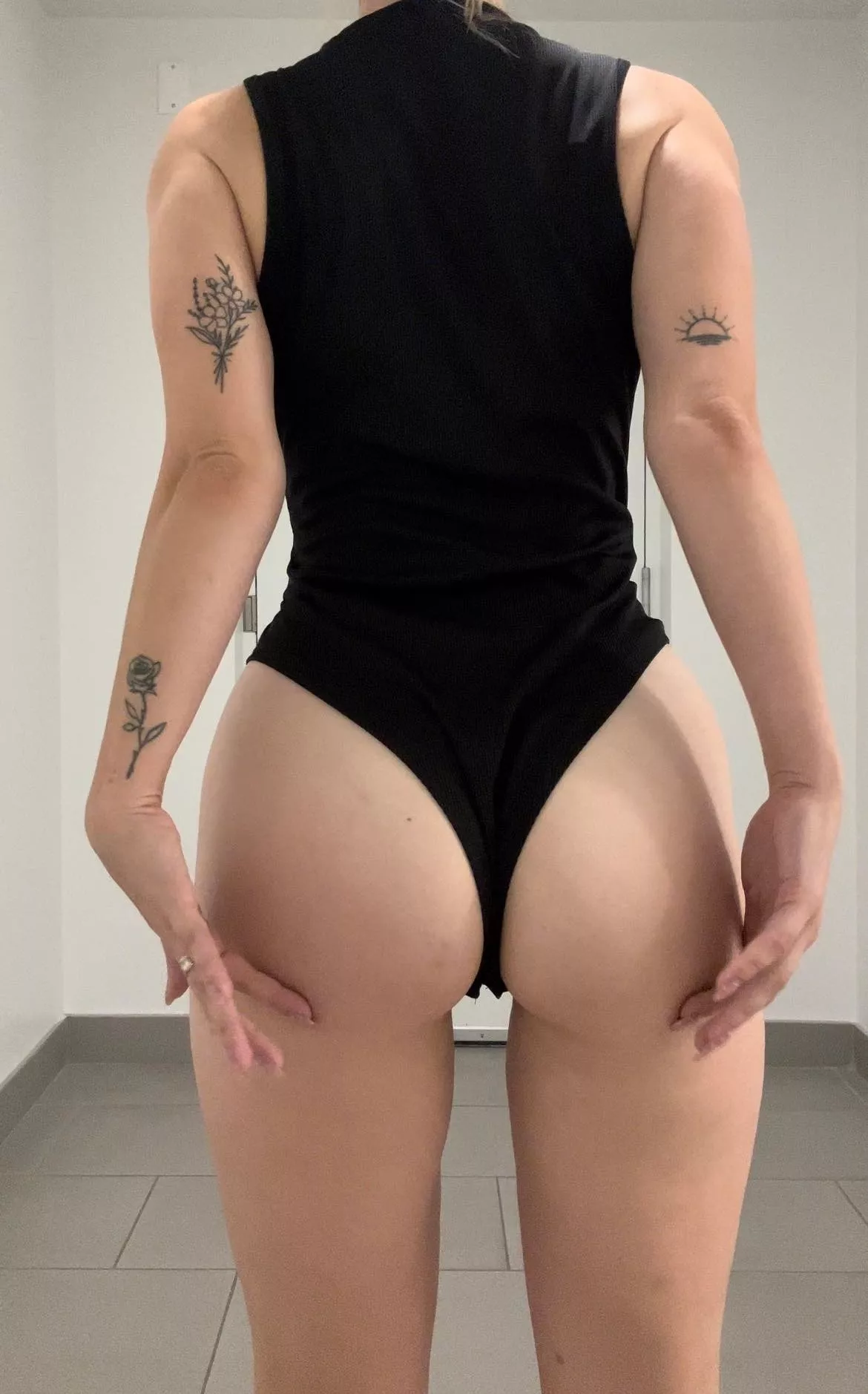 I'm ready for it to be pulled to the side if you are 😈 posted by xgoddessrobinx