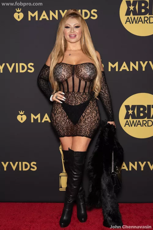 Lisa Daniels by BitsnBoobs