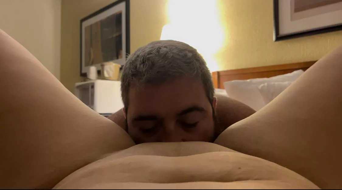 My favorite thing to do in a hotel room… posted by MrsGuvnor