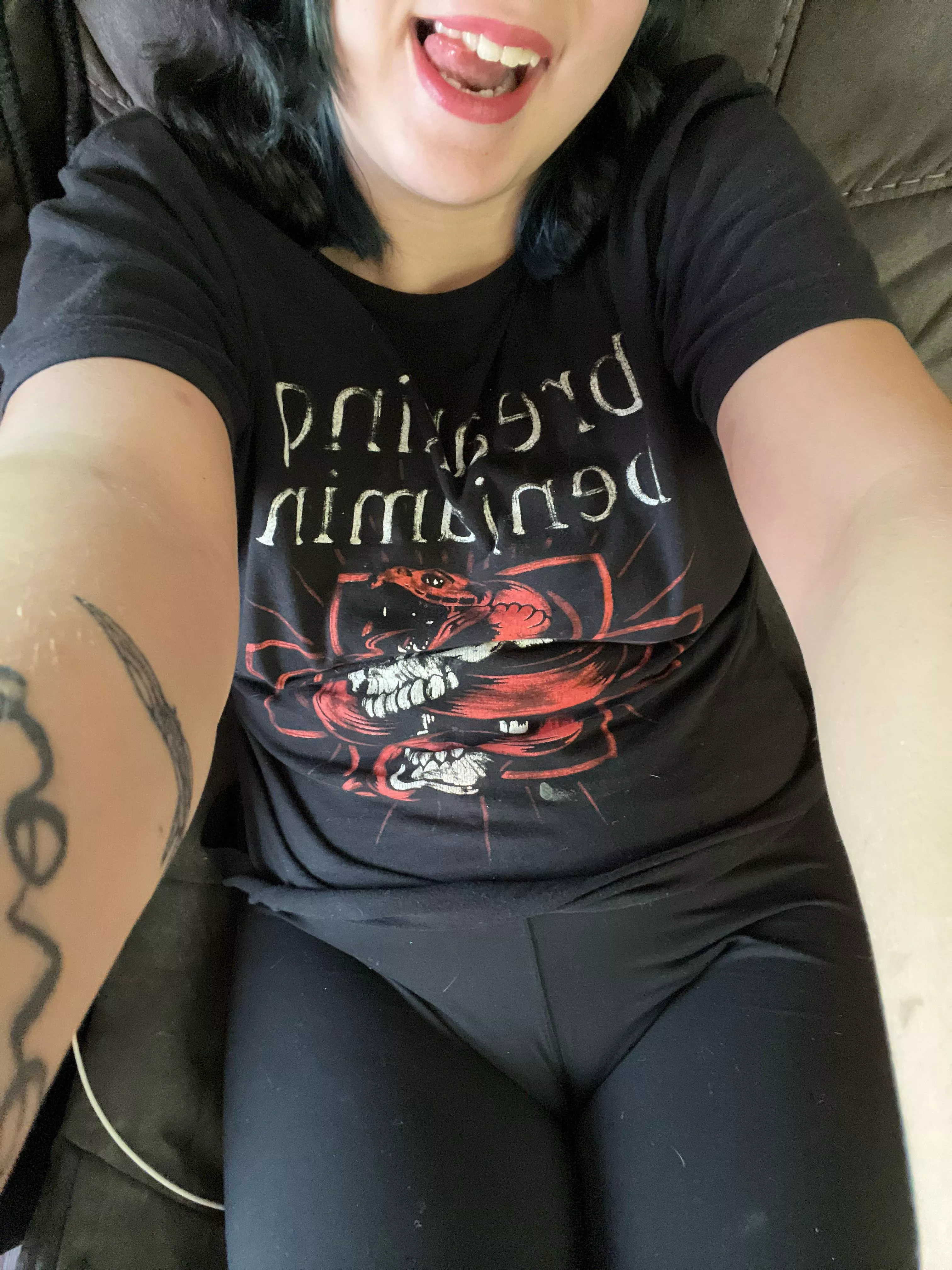 My leggings fit perfectly posted by CrayCrayxRayRay