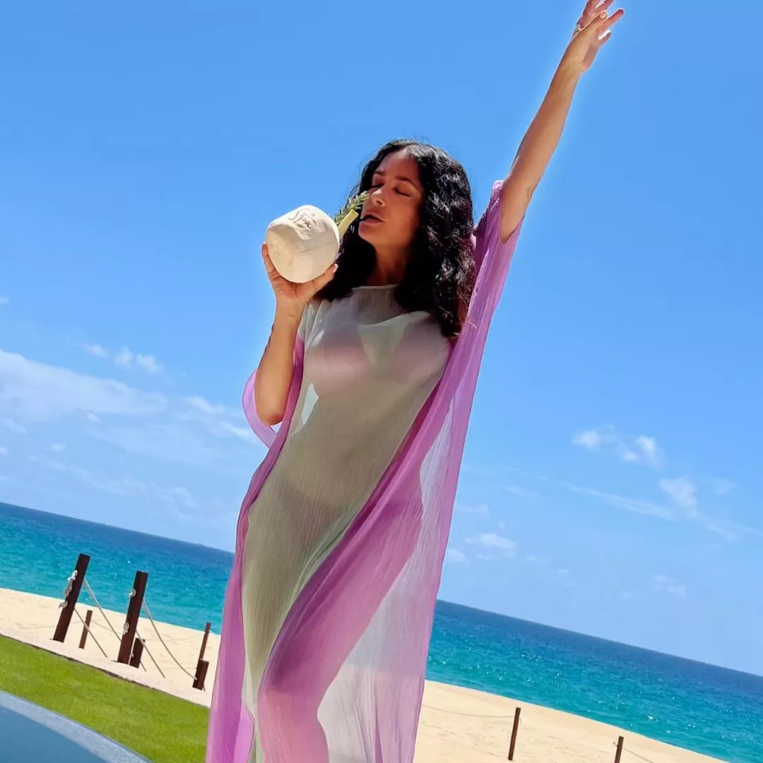 Salma Hayek posted by CharlesBrown34