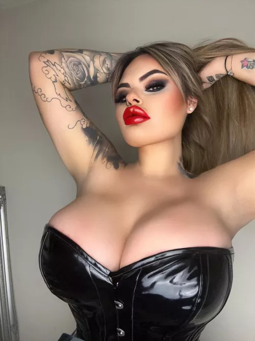 Shiny melons by lexessex