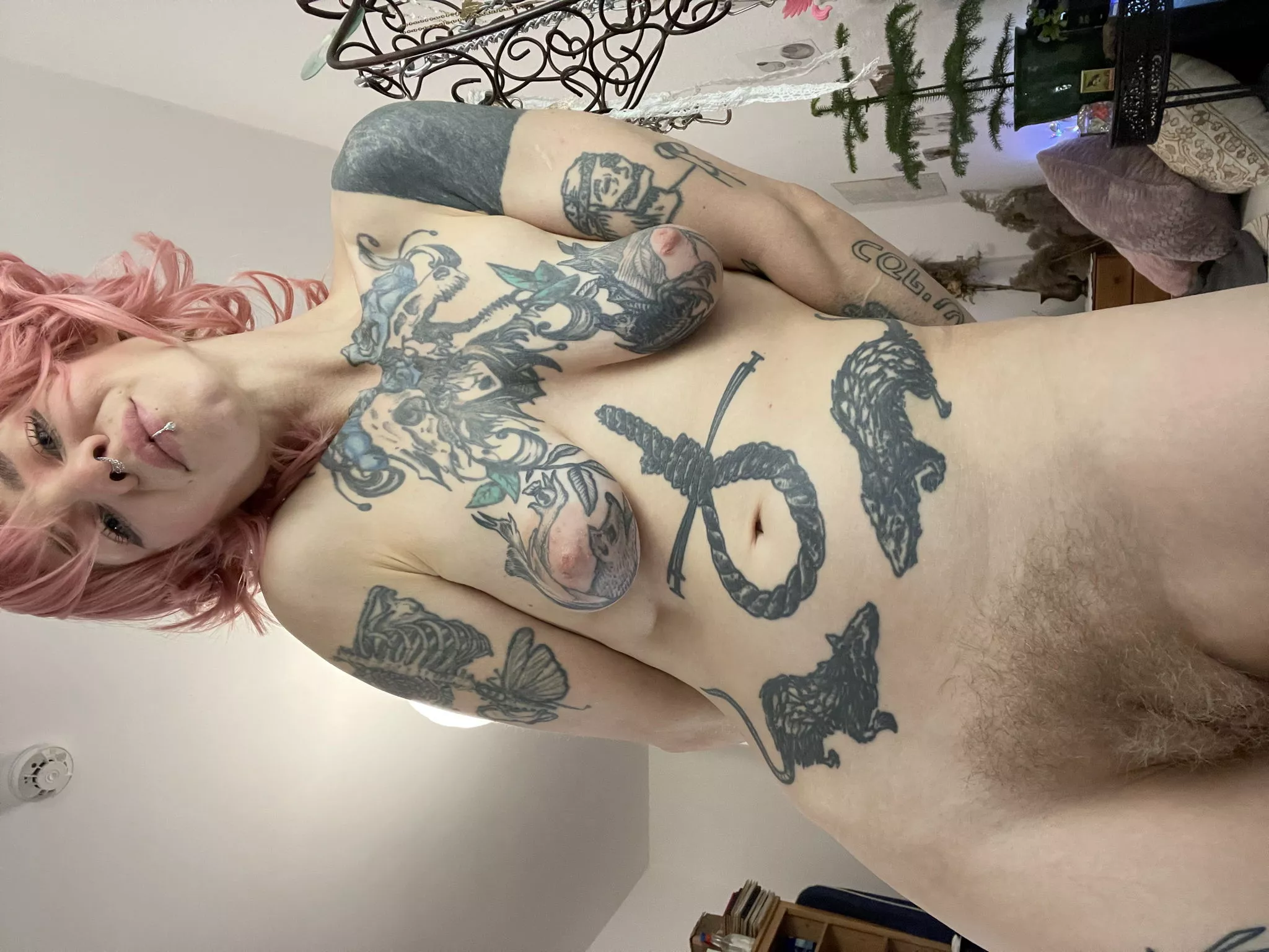 The mystery under my clothes posted by Cythia_Susa