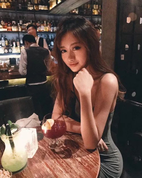 Waiting At The Bar by aeomai