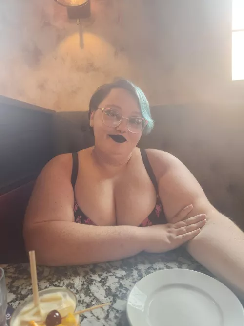 Wanna take me out to dinner ? by Brattypixxy