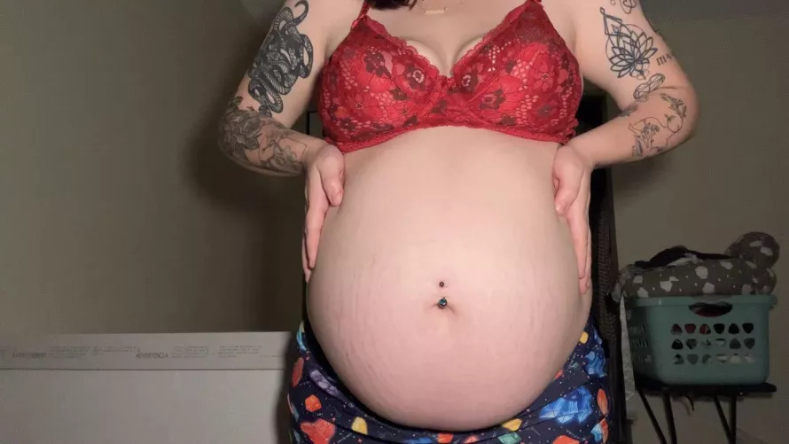 Want to come watch this pregnant pussy get fucked for the first time in 15 days?😩💦 by Cold_Armadillo_7723