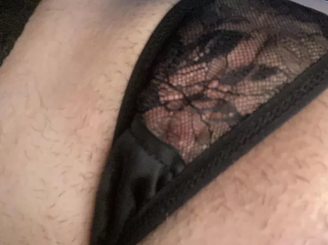 Wet panties and juicy lips 👄 by juicyfruitts123