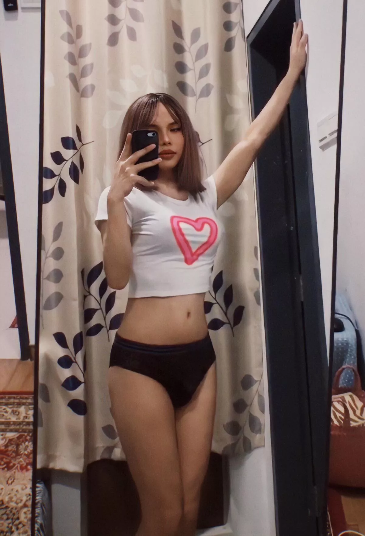 would u netflix and chill with me? posted by jessicaAyu