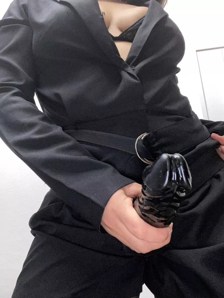 your MEASURE is a joke, come and tell your lady... posted by _ladyzoe