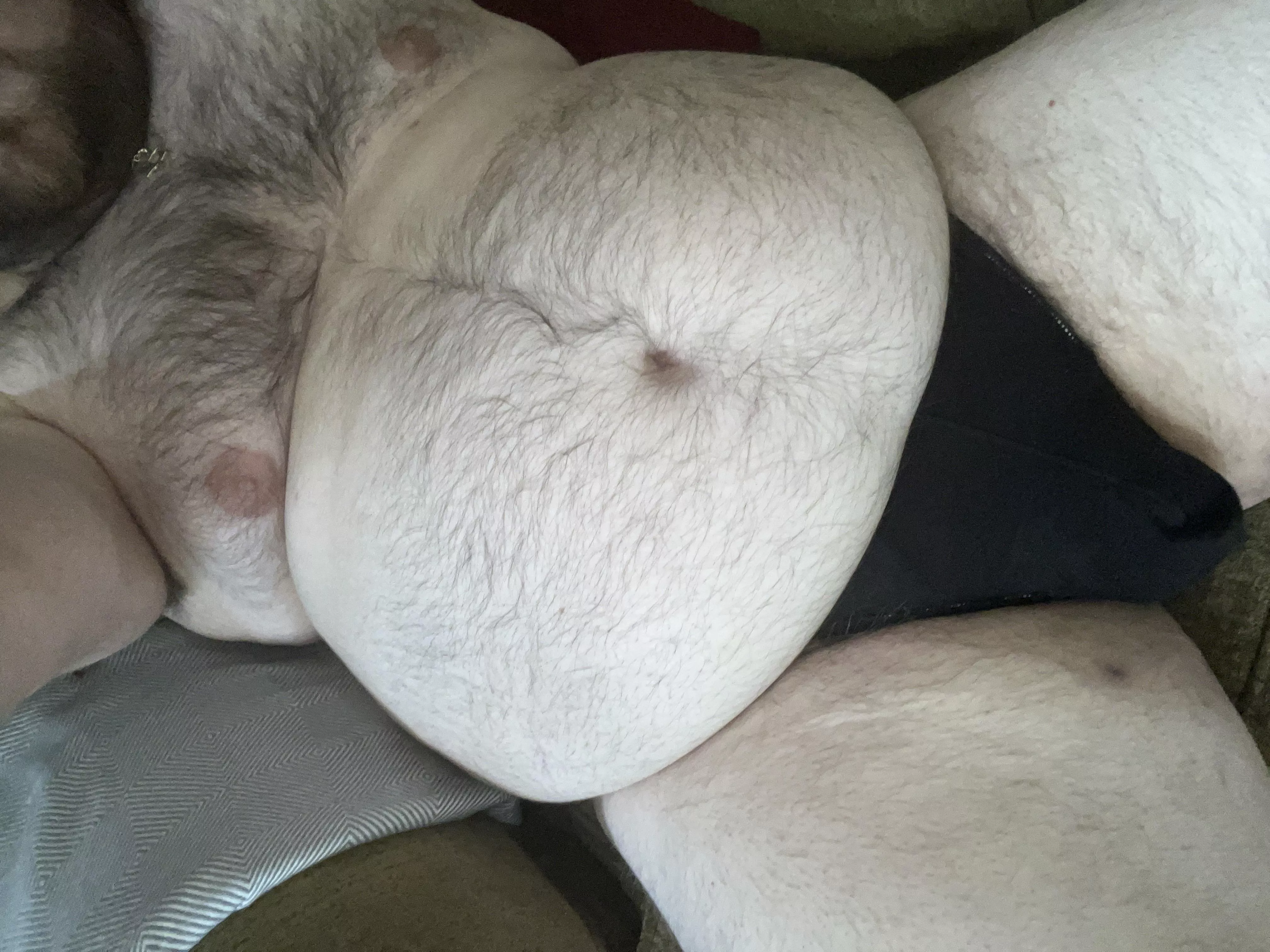 27 Just took this, having a lazy Saturday home alone. Loving the living room natural light posted by jacksack18