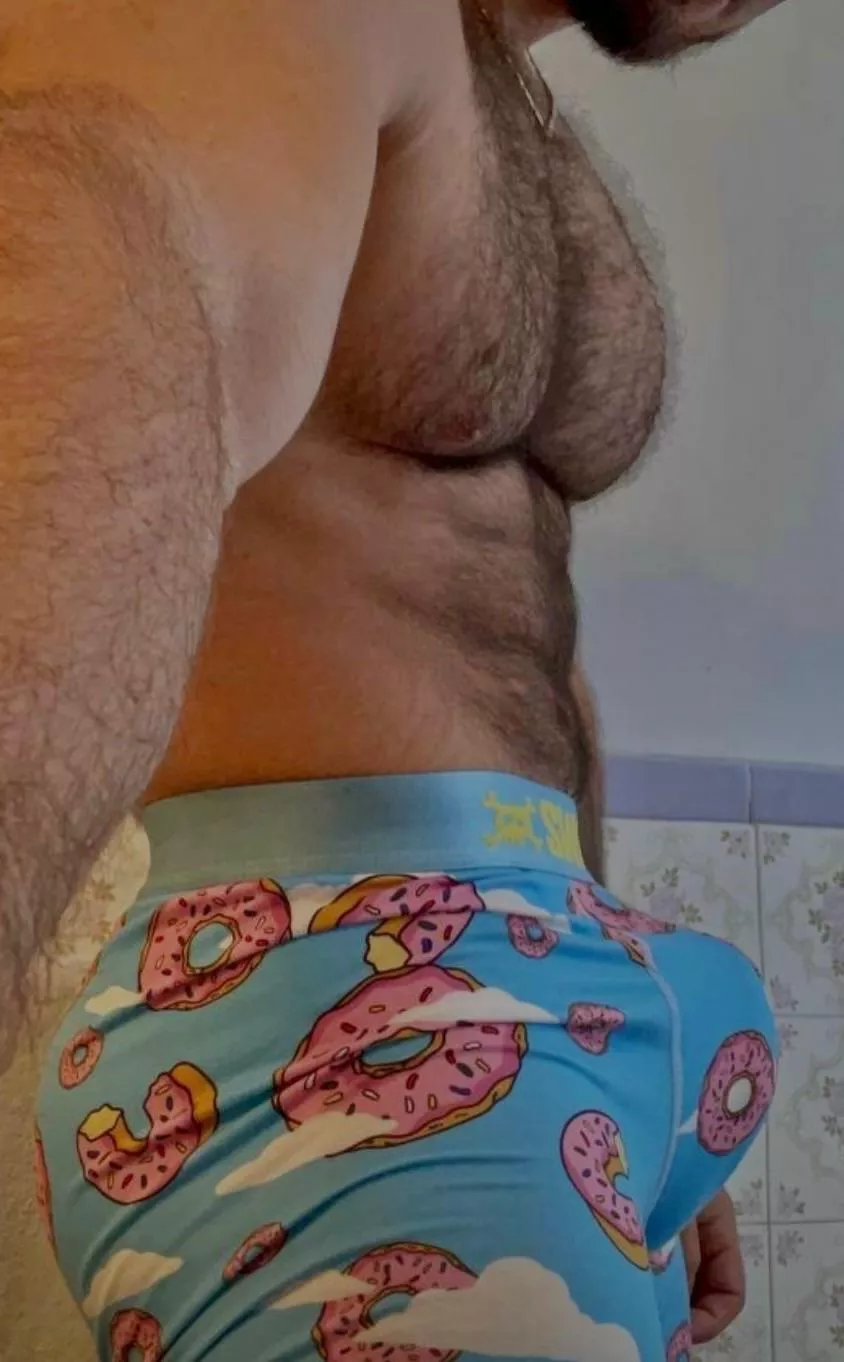 Anyone want a donut? posted by Aeross422