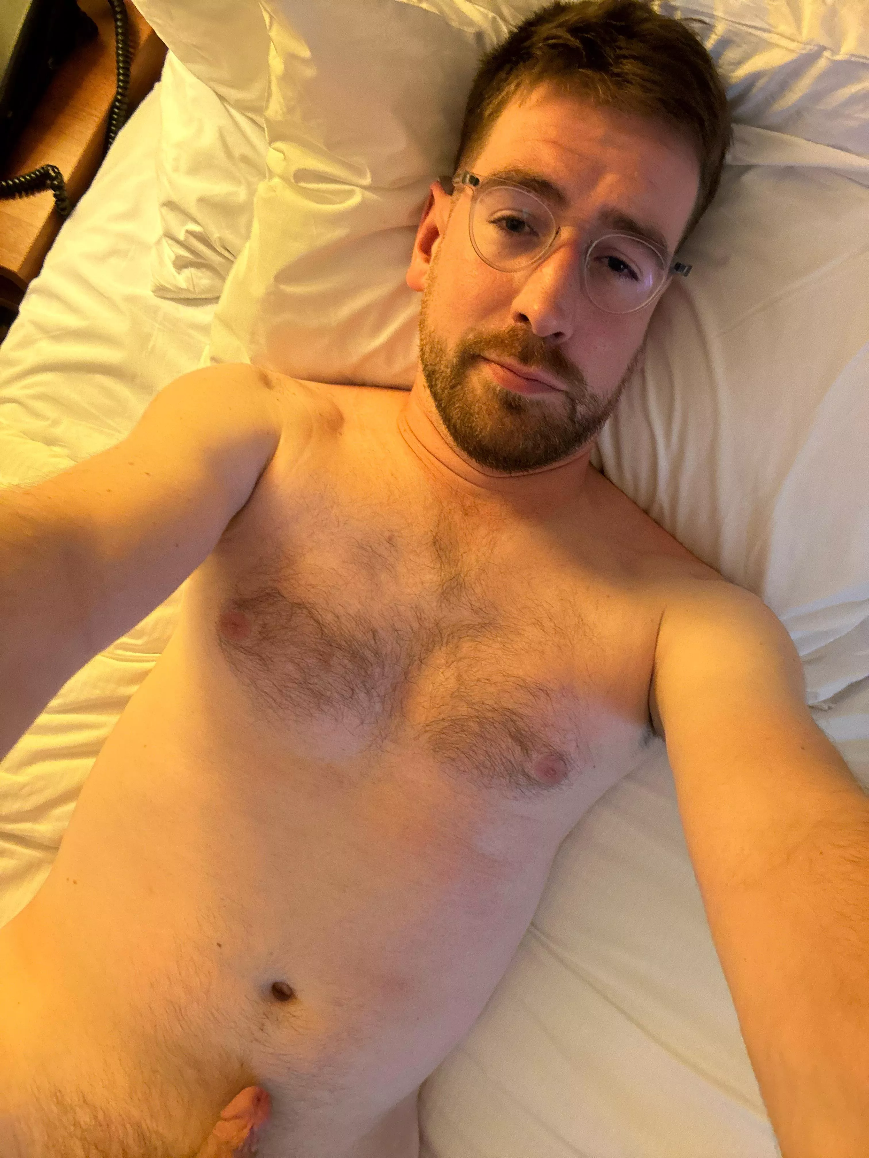 Bi 39. Tipsy and horny posted by Electronic_Water9696