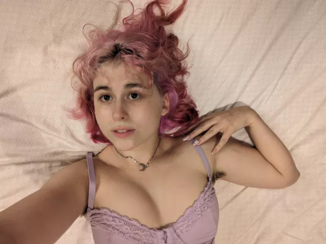 Can i still be cute and sexy even if i don't shave? 🥺 by Emirialovesu