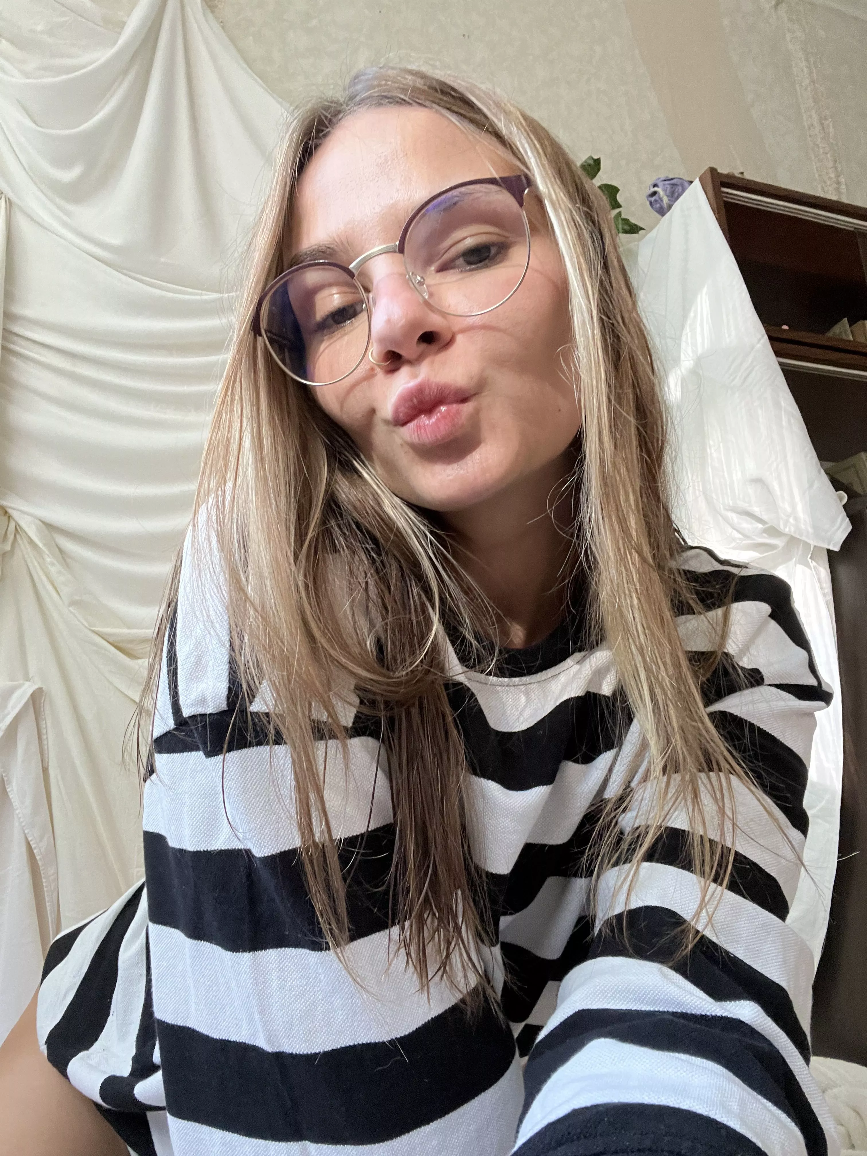 Escape reality and enter a world of pure ecstasy. posted by Upboundenallage