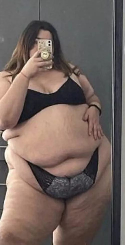 Fat’s better 🤭🐷❤️ by Comfortable-Milk5476