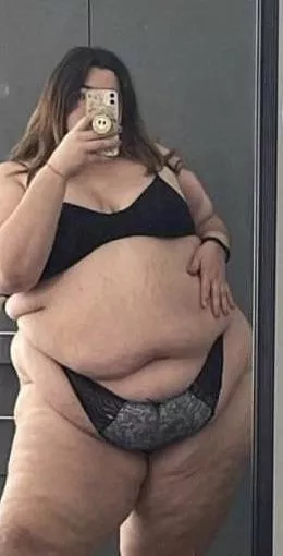 Fat’s better 🤭🐷❤️ posted by Comfortable-Milk5476